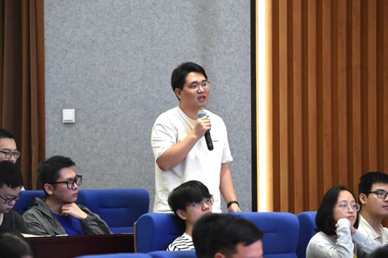 中国科学院院士徐义刚为我院师生作学术报告