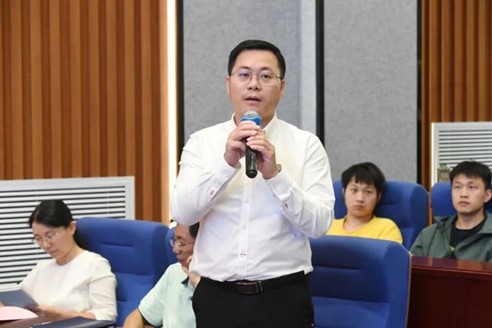 中国科学院院士徐义刚为我院师生作学术报告
